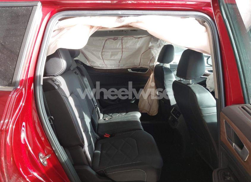 Photo 8 of 2024 Volkswagen Atlas 2.0T SE W/TECHNOLOGY (VIN 1V2KR2CAXRC549178)