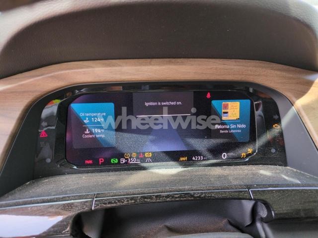 Photo 5 of 2025 VOLKSWAGEN ATLAS SE N/A (VIN 1V2KR2CAXSC505381)