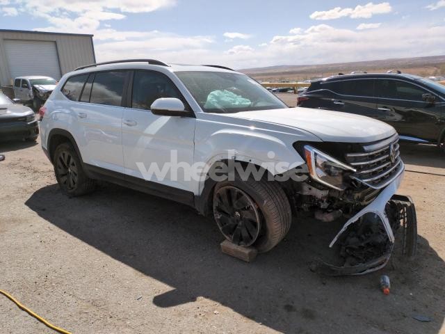 Photo 8 of 2025 VOLKSWAGEN ATLAS SE N/A (VIN 1V2KR2CAXSC505381)