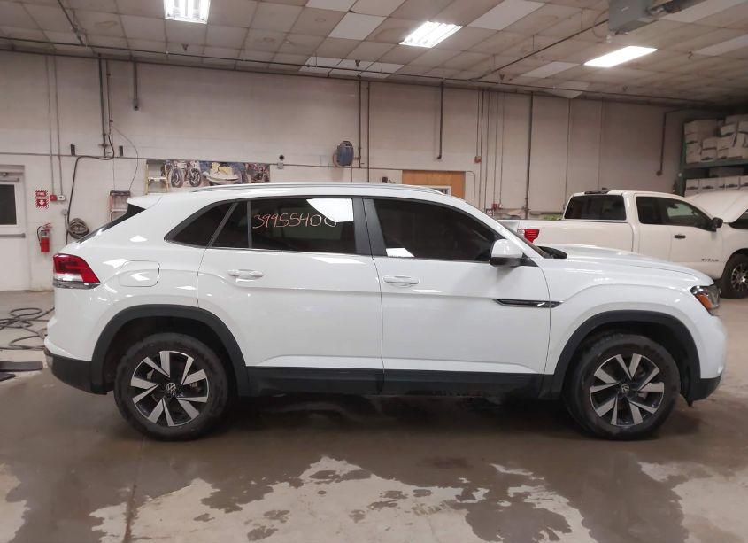 Photo 13 of 2022 Volkswagen Atlas CROSS SPORT 2.0T SE (VIN 1V2LC2CA1NC224130)