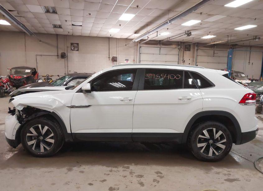 Photo 14 of 2022 Volkswagen Atlas CROSS SPORT 2.0T SE (VIN 1V2LC2CA1NC224130)