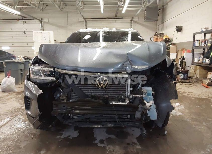 Photo 13 of 2022 Volkswagen Atlas CROSS SPORT 2.0T SE (VIN 1V2LC2CA6NC202401)