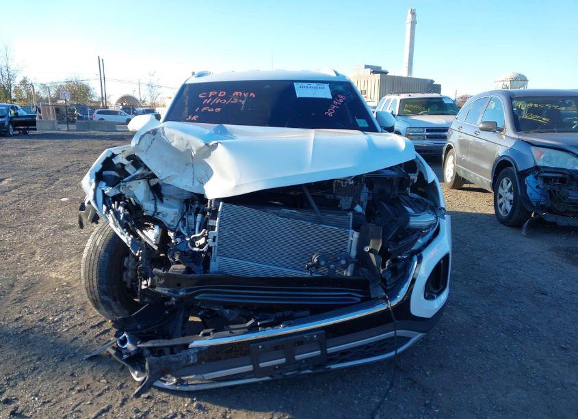 Photo 12 of 2024 Volkswagen Atlas CROSS SPORT 2.0T SE (VIN 1V2LE2CA2RC204968)