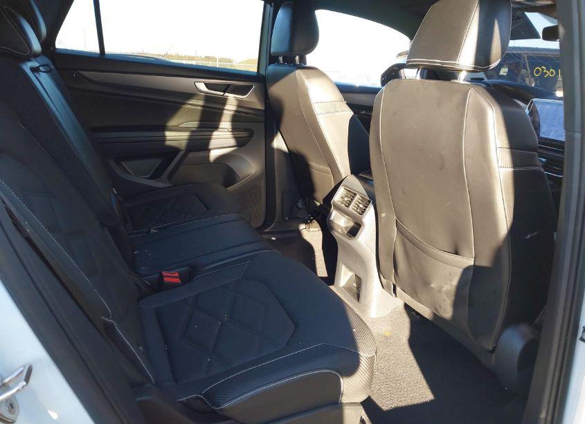 Photo 8 of 2024 Volkswagen Atlas CROSS SPORT 2.0T SE (VIN 1V2LE2CA2RC204968)