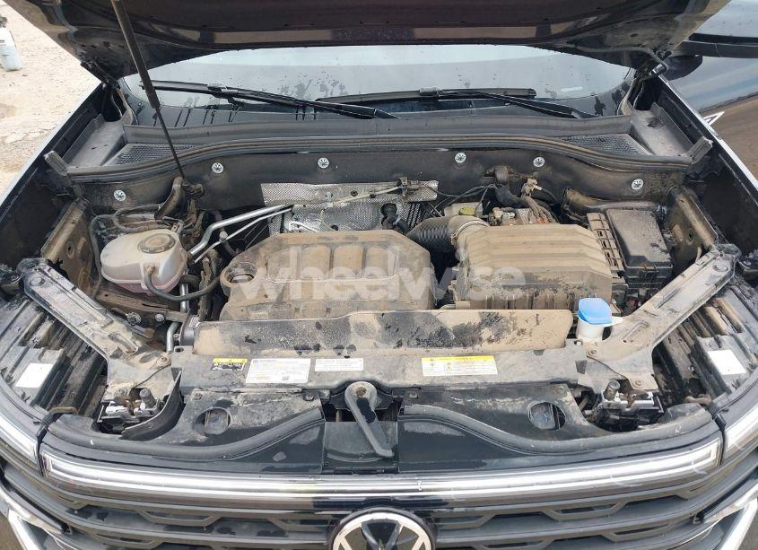 Photo 10 of 2024 Volkswagen Atlas CROSS SPORT 2.0T SE (VIN 1V2LE2CA4RC229547)