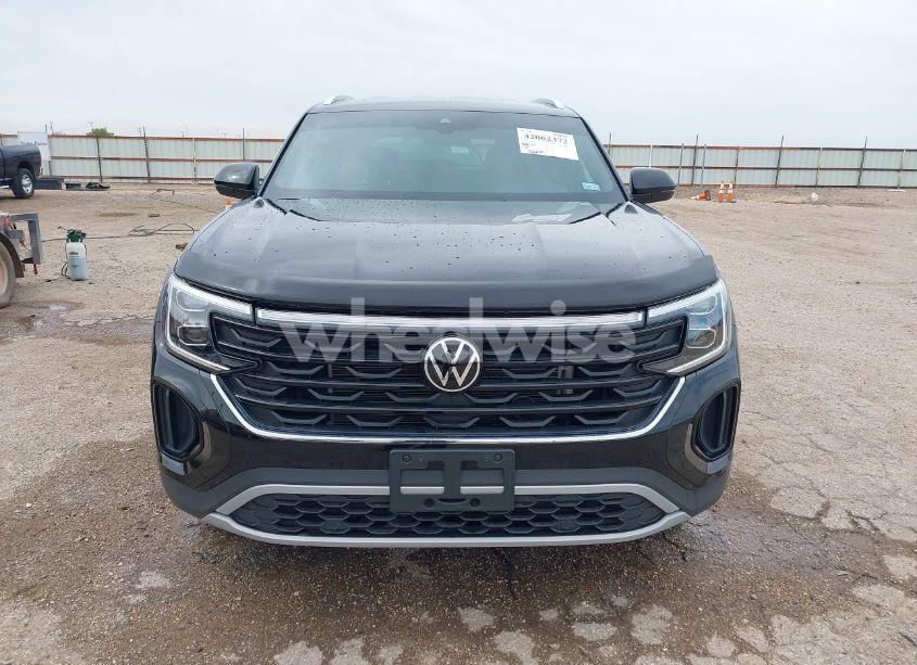 Photo 12 of 2024 Volkswagen Atlas CROSS SPORT 2.0T SE (VIN 1V2LE2CA4RC229547)