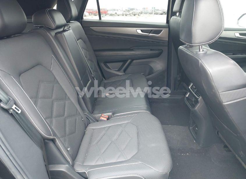 Photo 8 of 2024 Volkswagen Atlas CROSS SPORT 2.0T SE (VIN 1V2LE2CA4RC229547)