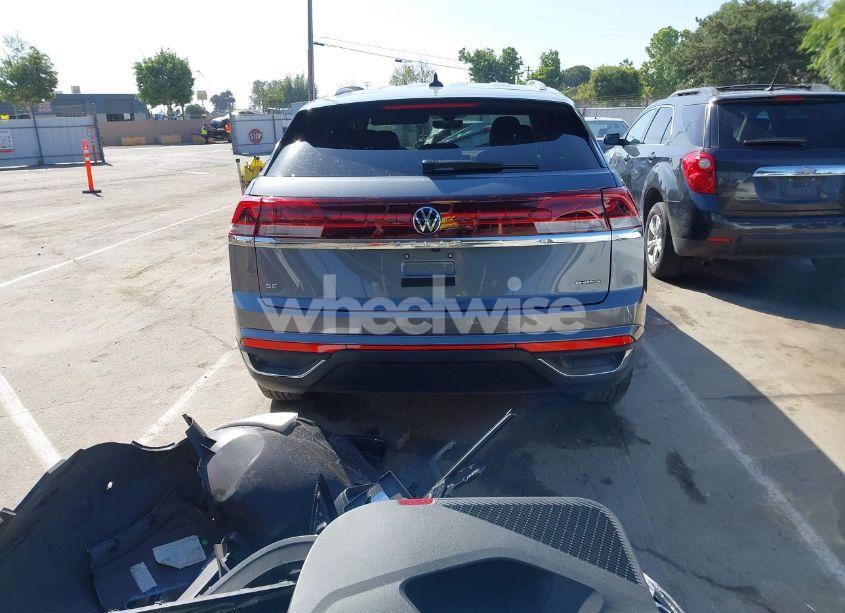 Photo 17 of 2024 Volkswagen Atlas CROSS SPORT 2.0T SE (VIN 1V2LE2CA5RC225216)