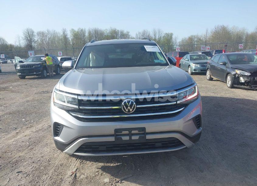 Photo 12 of 2021 Volkswagen Atlas 2.0T SE (VIN 1V2LP2CA1MC538847)