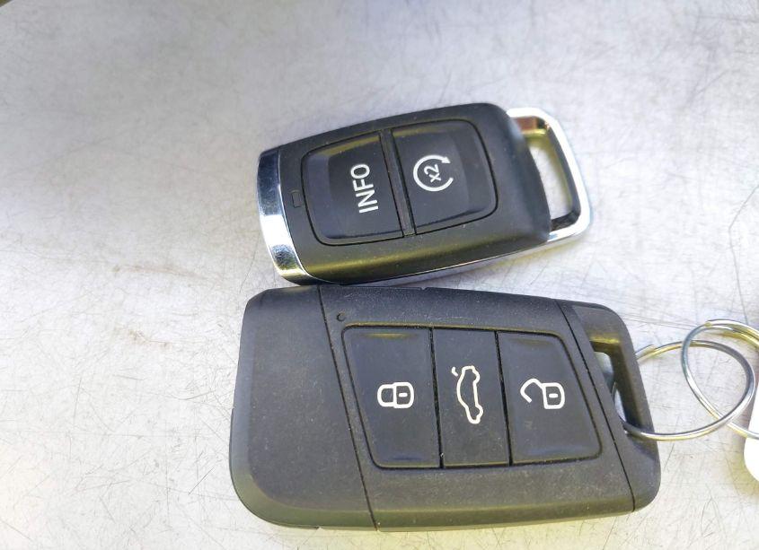 Photo 11 of 2022 Volkswagen Atlas 2.0T SE (VIN 1V2LP2CA1NC533861)