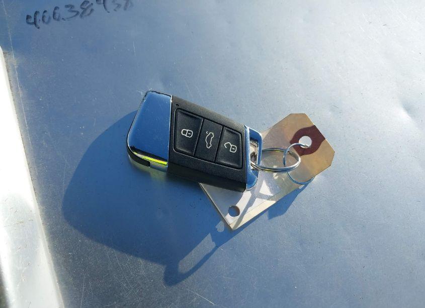 Photo 11 of 2021 Volkswagen Atlas 2.0T SE (VIN 1V2LP2CA2MC541711)