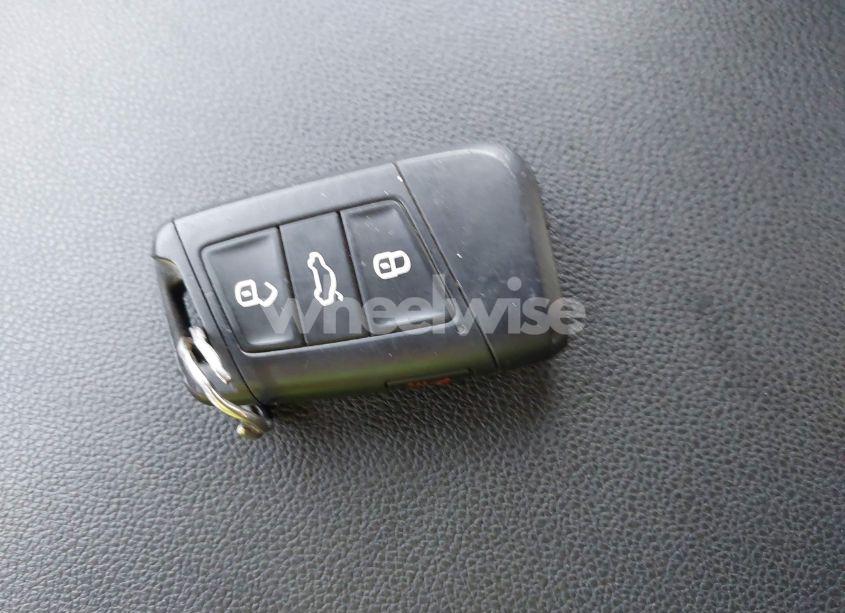 Photo 11 of 2022 Volkswagen Atlas 2.0T SE (VIN 1V2LP2CA4NC565249)