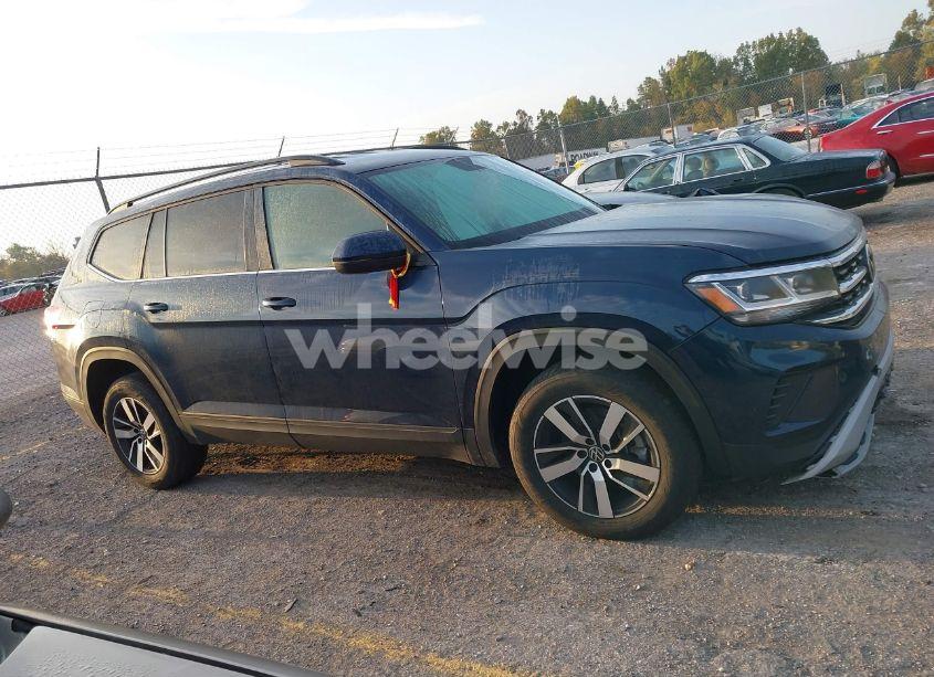 Photo 14 of 2022 Volkswagen Atlas 2.0T SE (VIN 1V2LP2CA4NC565249)