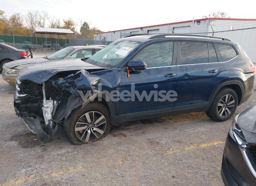 Photo 15 of 2022 Volkswagen Atlas 2.0T SE (VIN 1V2LP2CA4NC565249)