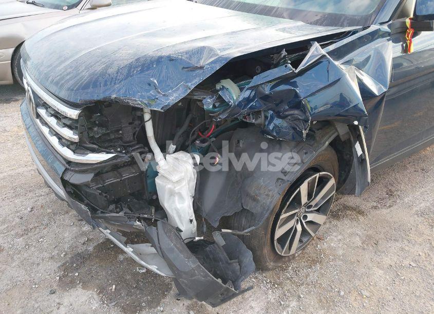 Photo 6 of 2022 Volkswagen Atlas 2.0T SE (VIN 1V2LP2CA4NC565249)