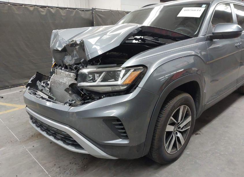 Photo 6 of 2022 Volkswagen Atlas 2.0T SE (VIN 1V2LP2CA9NC531405)