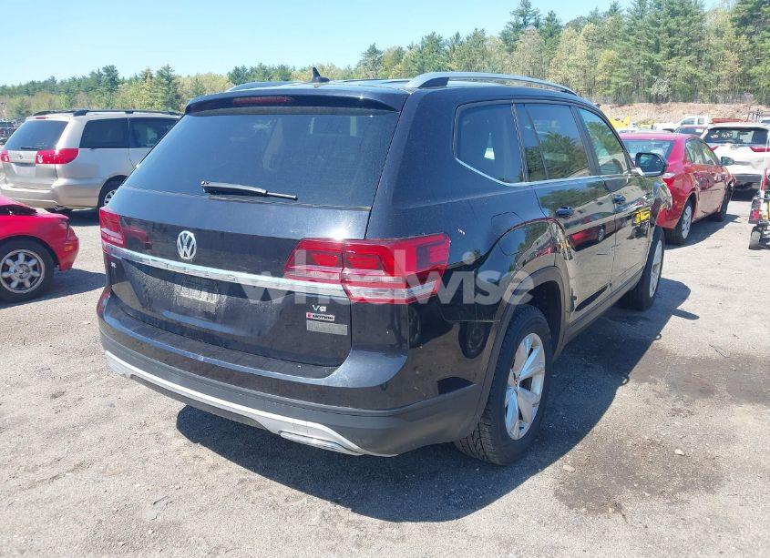 Photo 4 of 2018 Volkswagen Atlas 3.6L V6 SE/3.6L V6 SE W/TECHNOLOGY (VIN 1V2LR2CA0JC553846)