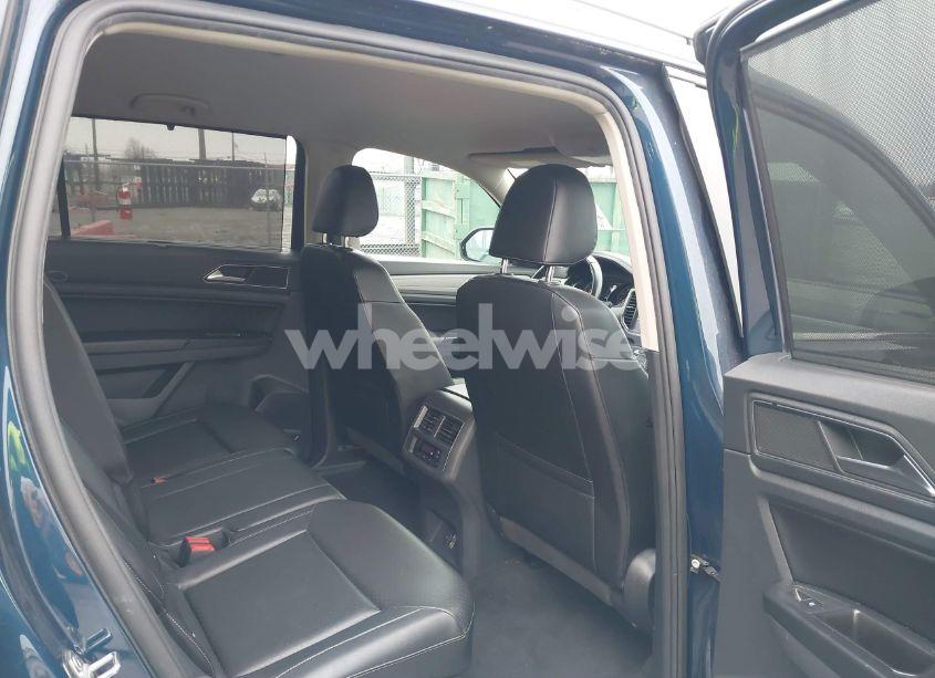 Photo 8 of 2019 Volkswagen Atlas 3.6L V6 SE (VIN 1V2LR2CA1KC549628)