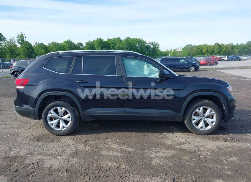Photo 13 of 2019 Volkswagen Atlas 3.6L V6 SE (VIN 1V2LR2CA1KC606796)