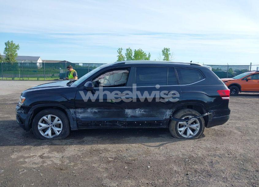 Photo 14 of 2019 Volkswagen Atlas 3.6L V6 SE (VIN 1V2LR2CA1KC606796)