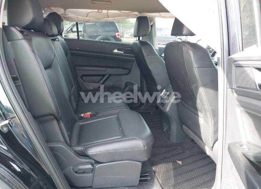 Photo 8 of 2019 Volkswagen Atlas 3.6L V6 SE (VIN 1V2LR2CA1KC606796)