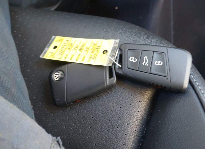 Photo 11 of 2019 Volkswagen Atlas 3.6L V6 SE (VIN 1V2LR2CA2KC601218)