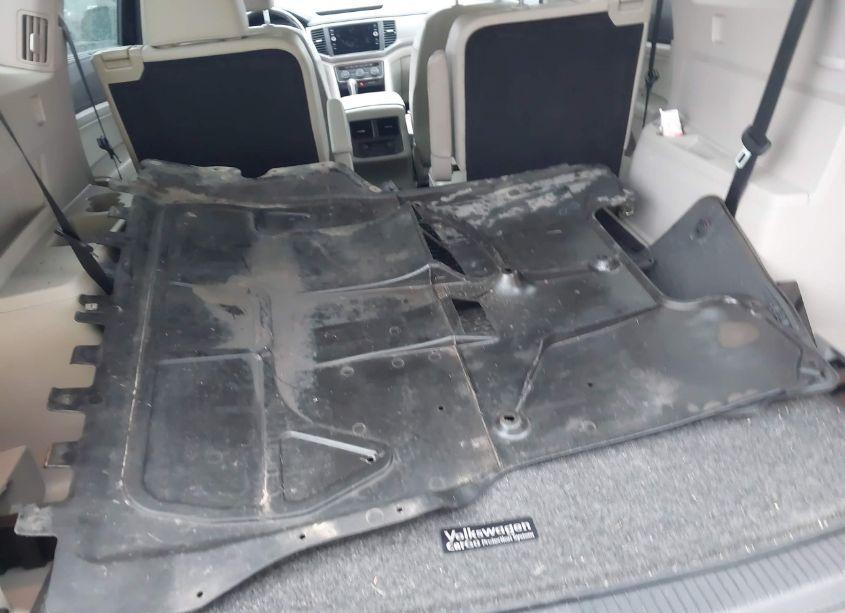 Photo 12 of 2019 Volkswagen Atlas 3.6L V6 SE (VIN 1V2LR2CA2KC615135)