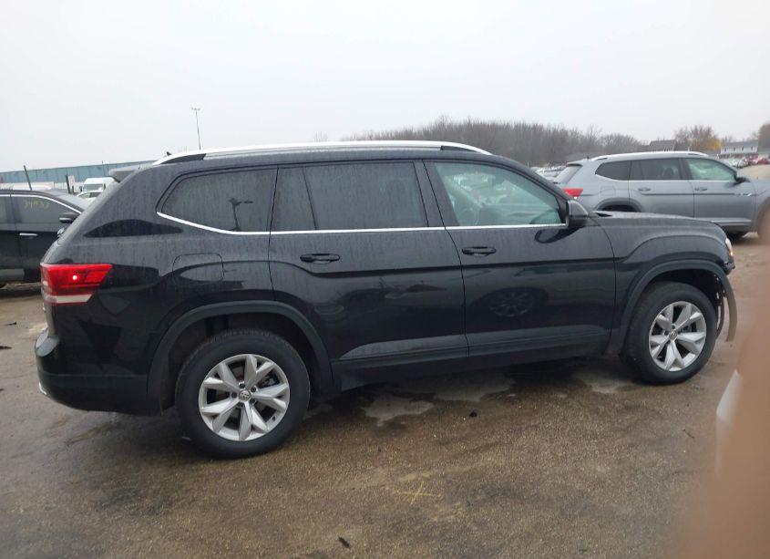 Photo 14 of 2019 Volkswagen Atlas 3.6L V6 SE (VIN 1V2LR2CA2KC615135)