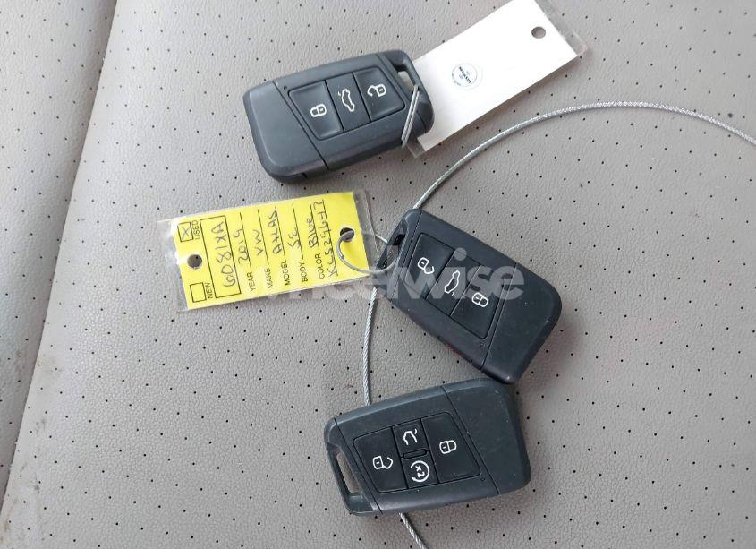 Photo 11 of 2019 Volkswagen Atlas 3.6L V6 SE (VIN 1V2LR2CA4KC529647)