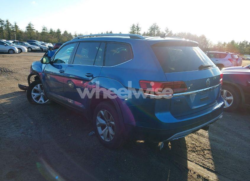 Photo 3 of 2019 Volkswagen Atlas 3.6L V6 SE (VIN 1V2LR2CA4KC529647)