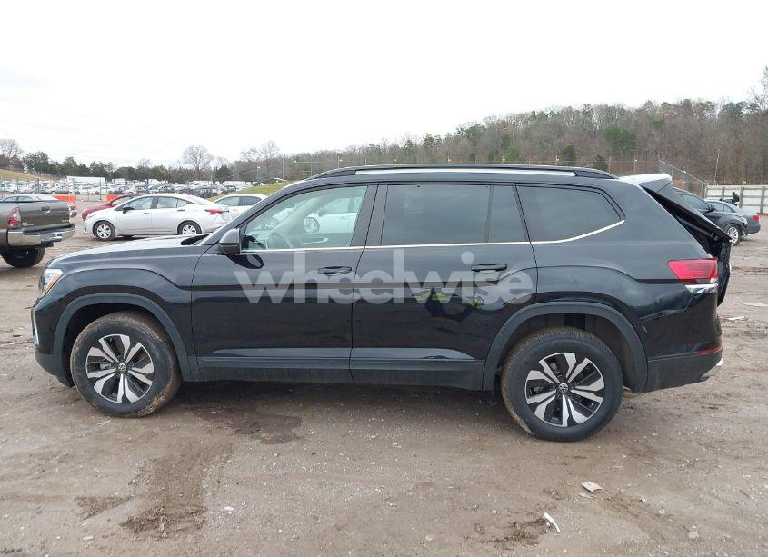 Photo 15 of 2024 Volkswagen Atlas 2.0T SE (VIN 1V2LR2CA4RC528072)
