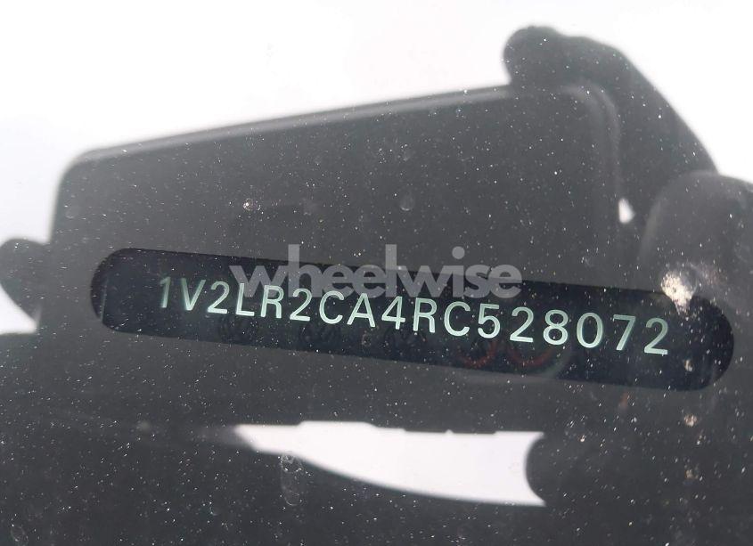 Photo 9 of 2024 Volkswagen Atlas 2.0T SE (VIN 1V2LR2CA4RC528072)