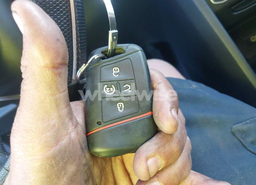 Photo 11 of 2018 Volkswagen Atlas (VIN 1V2LR2CA5JC577852)