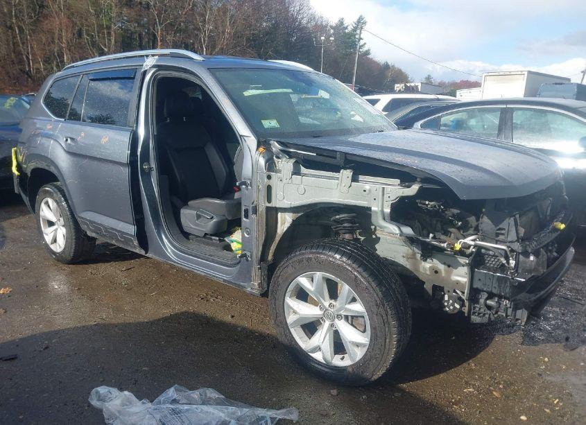 2018 Volkswagen Atlas 3.6L V6 SE/3.6L V6 SE W/TECHNOLOGY (VIN 1V2LR2CA6JC526005) main photo