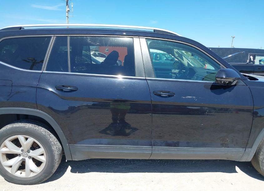 Photo 13 of 2018 Volkswagen Atlas 3.6L V6 SE/3.6L V6 SE W/TECHNOLOGY (VIN 1V2LR2CA7JC559028)