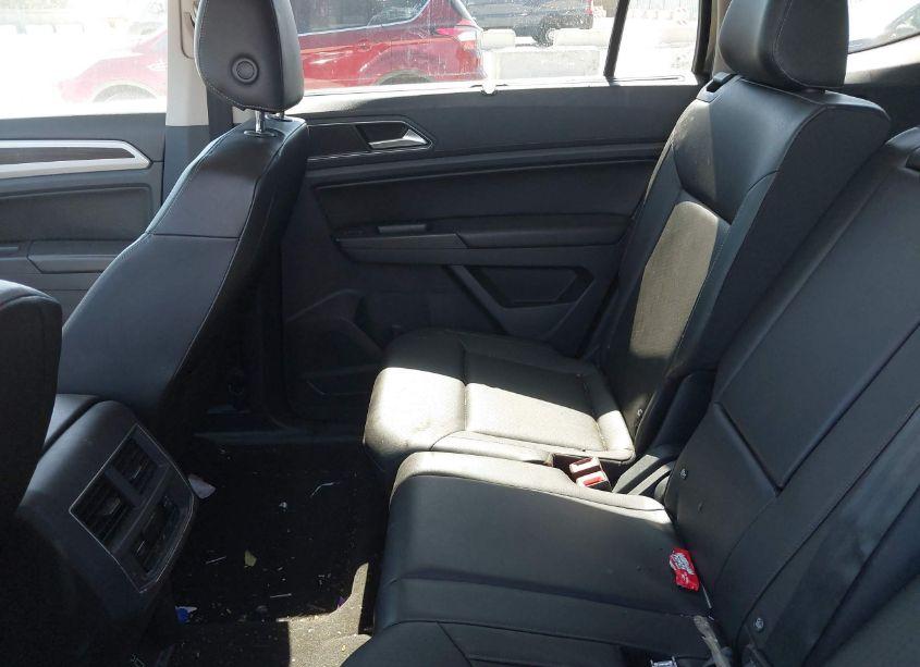 Photo 8 of 2018 Volkswagen Atlas 3.6L V6 SE/3.6L V6 SE W/TECHNOLOGY (VIN 1V2LR2CA7JC559028)