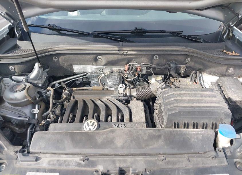 Photo 10 of 2018 Volkswagen Atlas 3.6L V6 SE/3.6L V6 SE W/TECHNOLOGY (VIN 1V2LR2CA9JC553201)