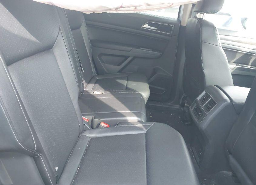 Photo 8 of 2018 Volkswagen Atlas 3.6L V6 SE/3.6L V6 SE W/TECHNOLOGY (VIN 1V2LR2CA9JC553201)