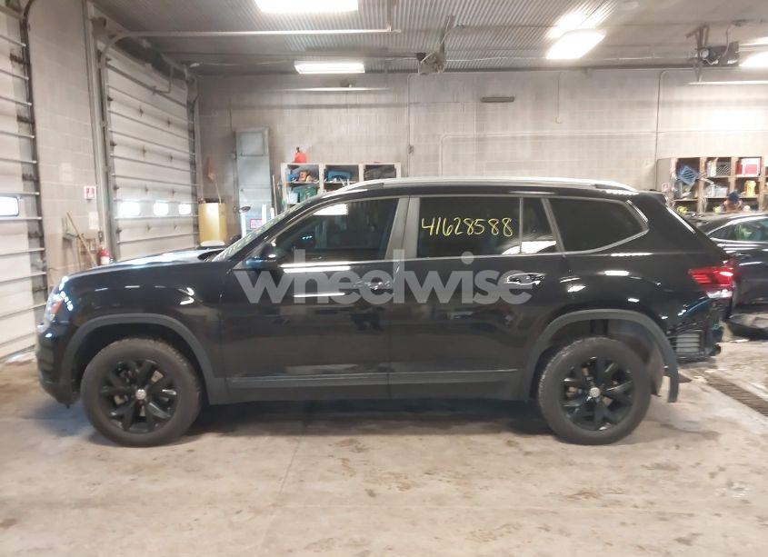 Photo 14 of 2019 Volkswagen Atlas 3.6L V6 SE (VIN 1V2LR2CAXKC599542)