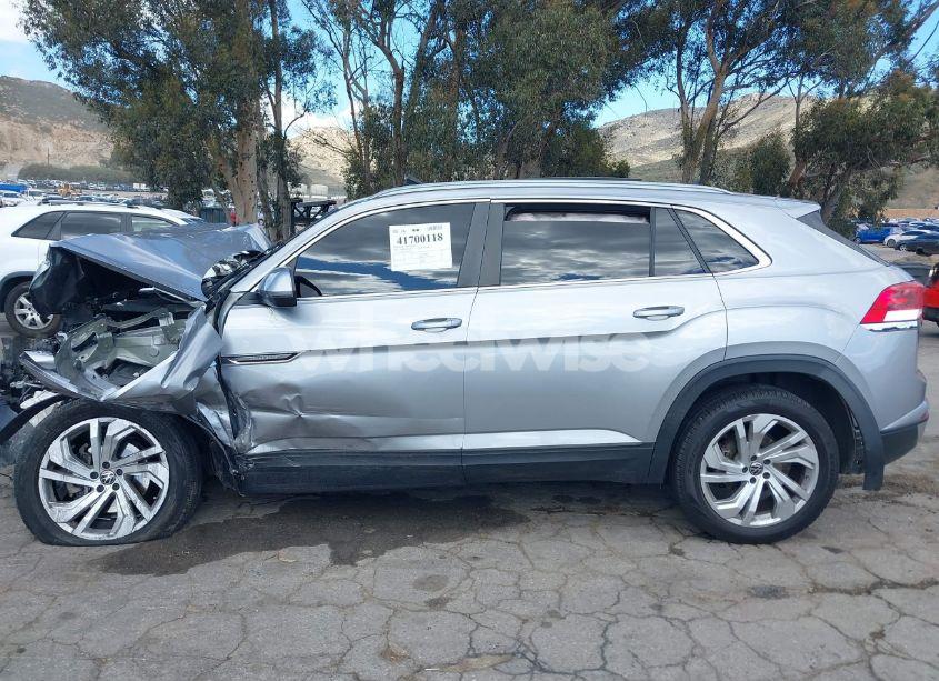 Photo 14 of 2020 Volkswagen Atlas CROSS SPORT 2.0T SEL/2.0T SEL PREMIUM/2.0T SEL PREMIUM R-LINE/2.0T SEL R-LINE (VIN 1V2MC2CA2LC205006)