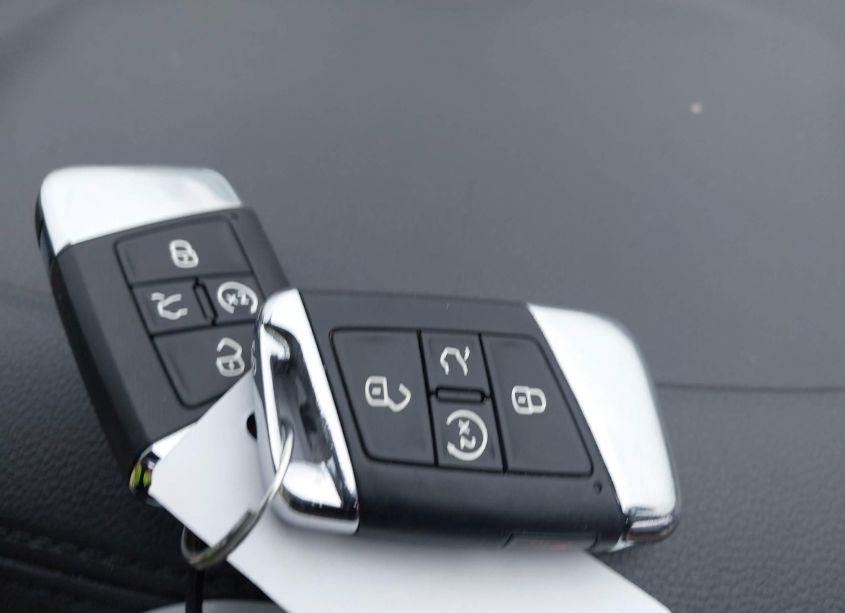 Photo 11 of 2021 Volkswagen Atlas CROSS SPORT 3.6L V6 SE W/TECHNOLOGY R-LINE (VIN 1V2ME2CAXMC227752)