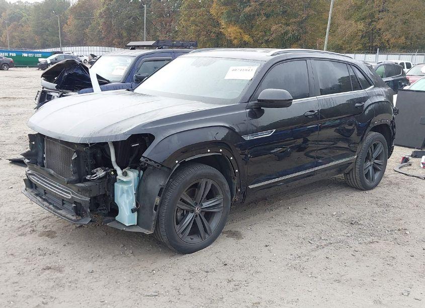 Photo 2 of 2021 Volkswagen Atlas CROSS SPORT 3.6L V6 SE W/TECHNOLOGY R-LINE (VIN 1V2ME2CAXMC227752)