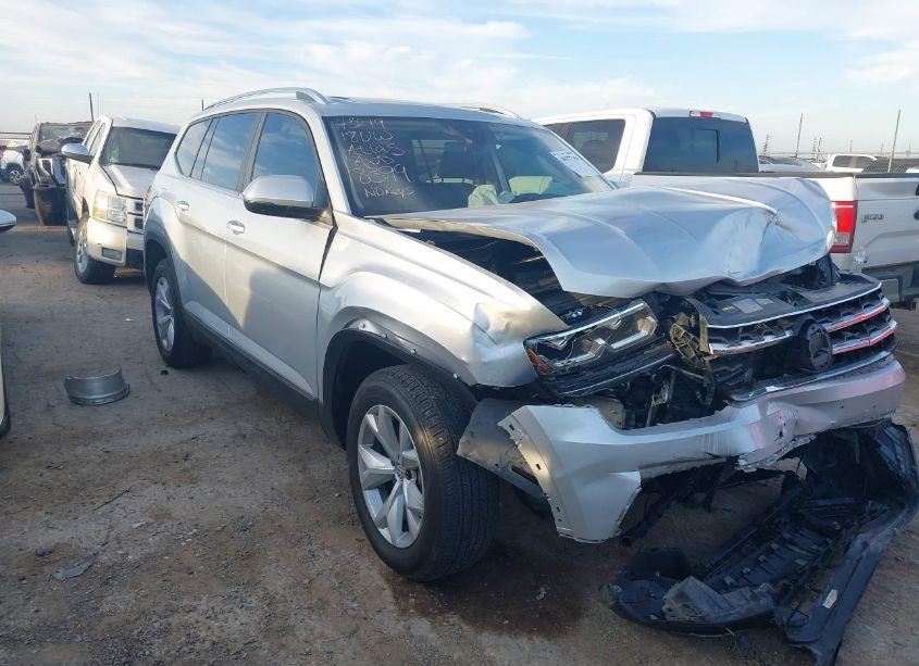 2018 Volkswagen Atlas 3.6L V6 SEL (VIN 1V2MR2CA1JC508399) main photo