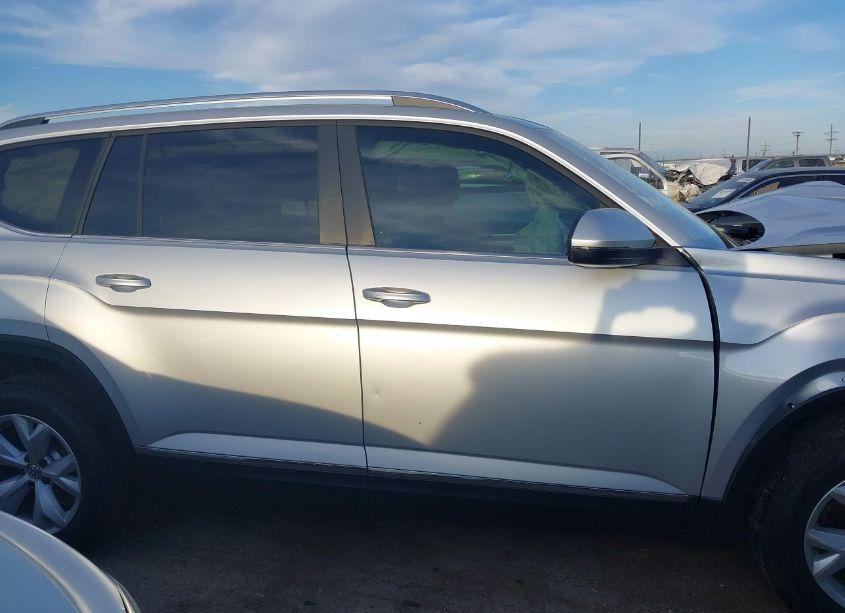 Photo 13 of 2018 Volkswagen Atlas 3.6L V6 SEL (VIN 1V2MR2CA1JC508399)