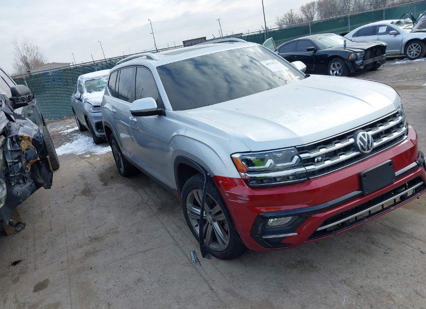 2019 Volkswagen Atlas 3.6L V6 SEL (VIN 1V2MR2CA1KC517184) main photo