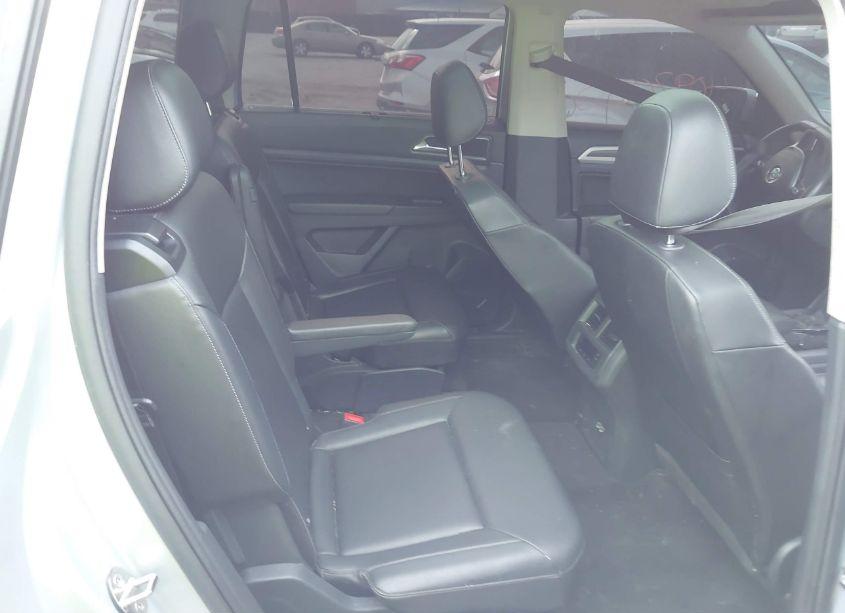 Photo 8 of 2019 Volkswagen Atlas 3.6L V6 SEL (VIN 1V2MR2CA1KC517184)