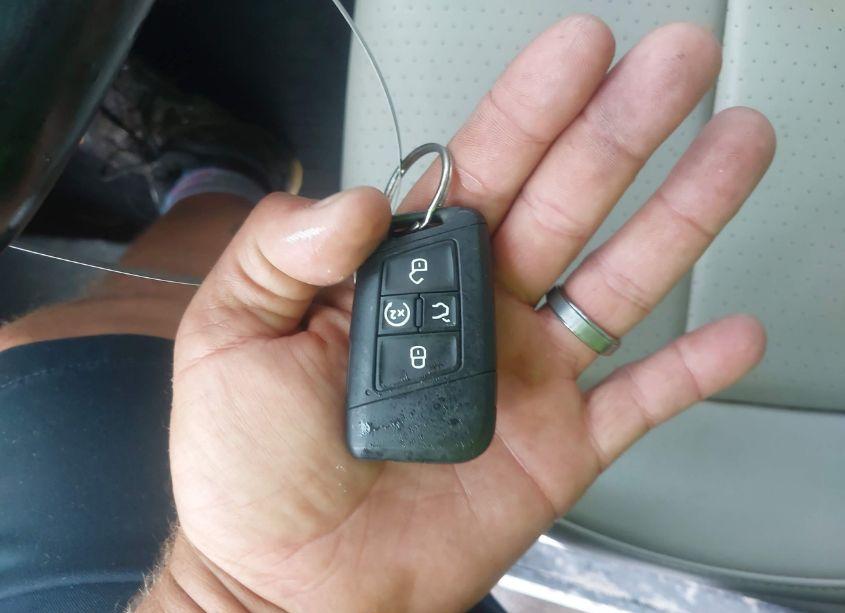 Photo 11 of 2018 Volkswagen Atlas 3.6L V6 SEL (VIN 1V2MR2CA3JC543929)