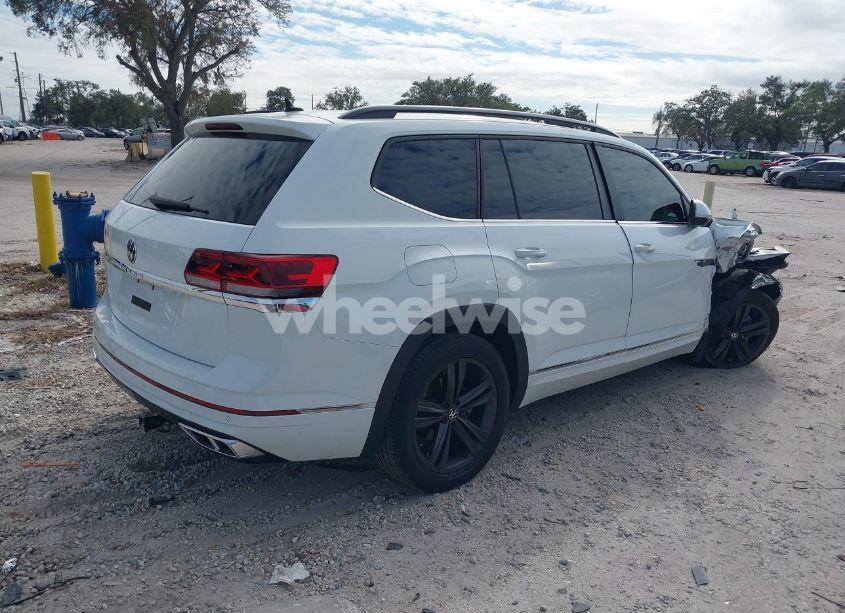 Photo 4 of 2021 Volkswagen Atlas 3.6L V6 SE W/TECHNOLOGY R-LINE (VIN 1V2MR2CA3MC582315)