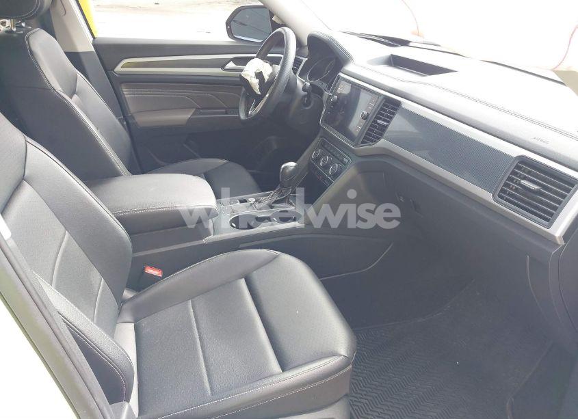 Photo 5 of 2021 Volkswagen Atlas 3.6L V6 SE W/TECHNOLOGY R-LINE (VIN 1V2MR2CA3MC582315)