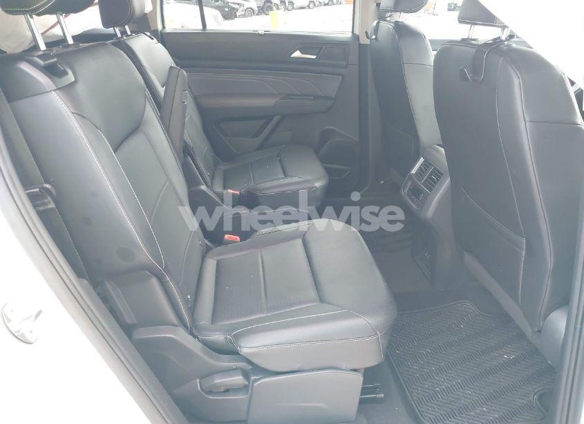 Photo 8 of 2021 Volkswagen Atlas 3.6L V6 SE W/TECHNOLOGY R-LINE (VIN 1V2MR2CA3MC582315)